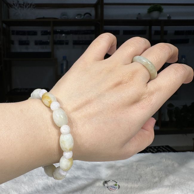 Chuỗi Vòng Tay Ngọc Trang Nhã Phong Cách Cổ Điển