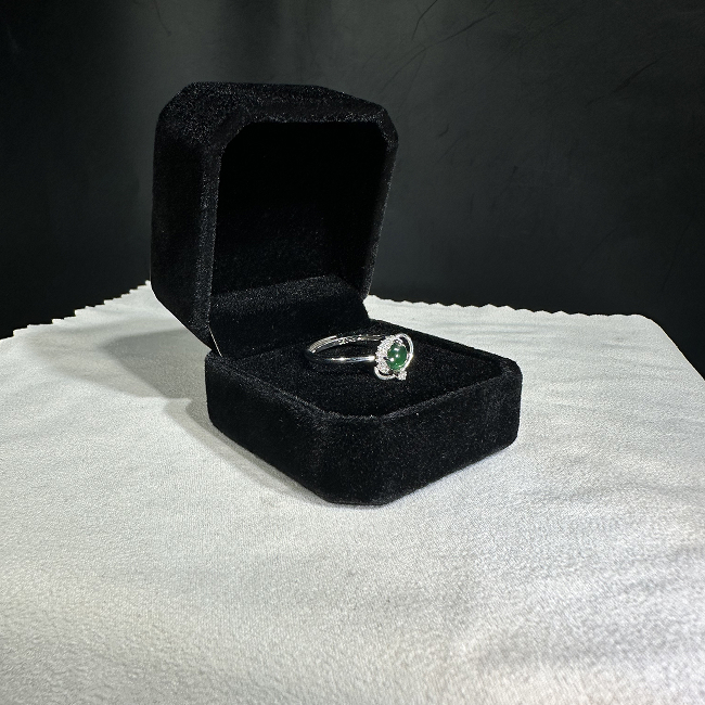 Nhẫn Ngọc Bích Xanh Lục Đậm Bình An | Dark Green Jade N104